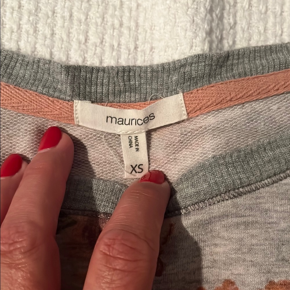 Maurices Heather Gray and Soft Pink Tee XS